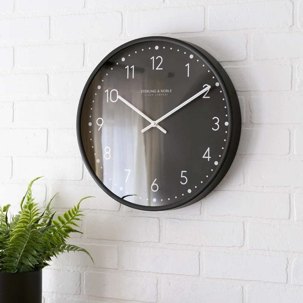 Modern Indoor Analog Wall Clock Quartz Movement Elegant Black Design Simple Arabic Numbers Easy to Hang Home Office Decor 15.5