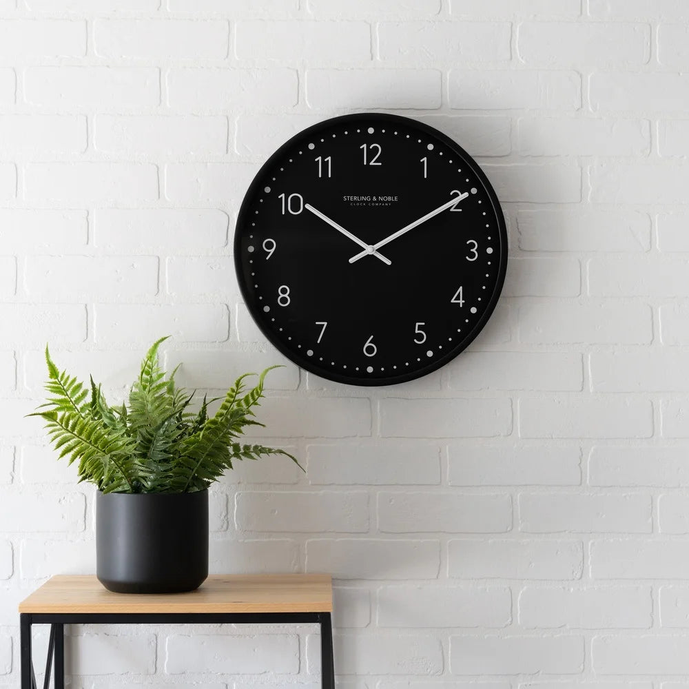 Modern Indoor Analog Wall Clock Quartz Movement Elegant Black Design Simple Arabic Numbers Easy to Hang Home Office Decor 15.5
